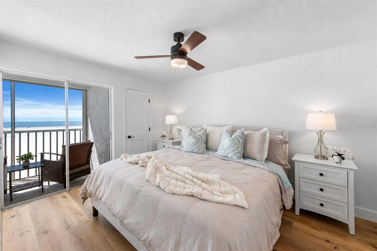 Primary suite offers lanai access and stunning views!
