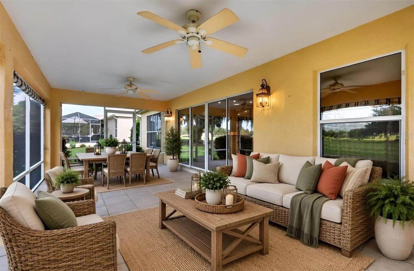 Spacious Lanai-Virtually Staged