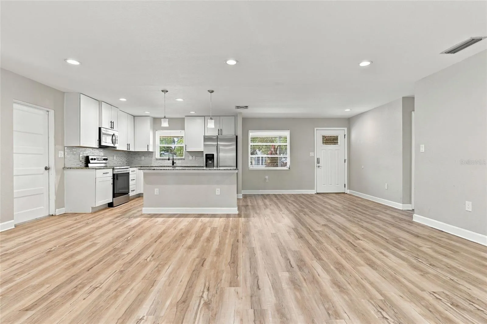 Open Kitchen