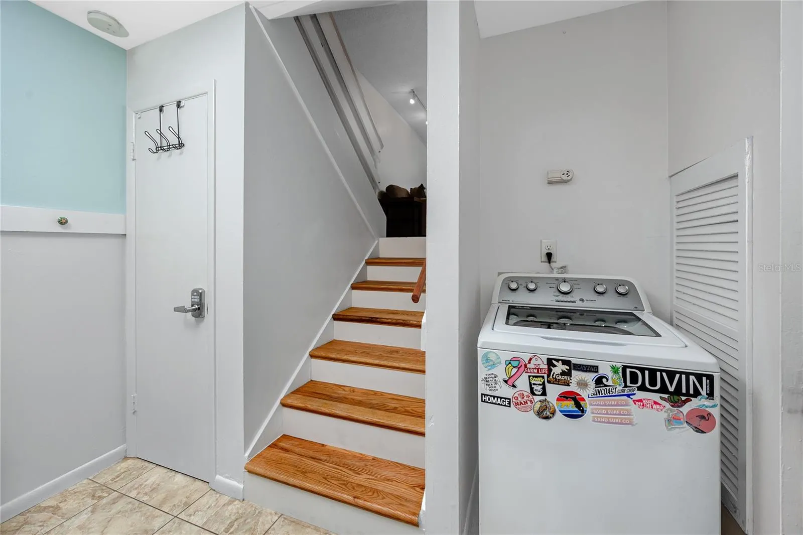Full sized washer in the kitchen