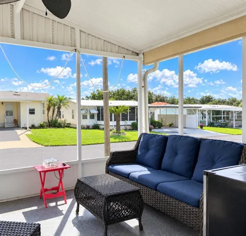 Screened Patio