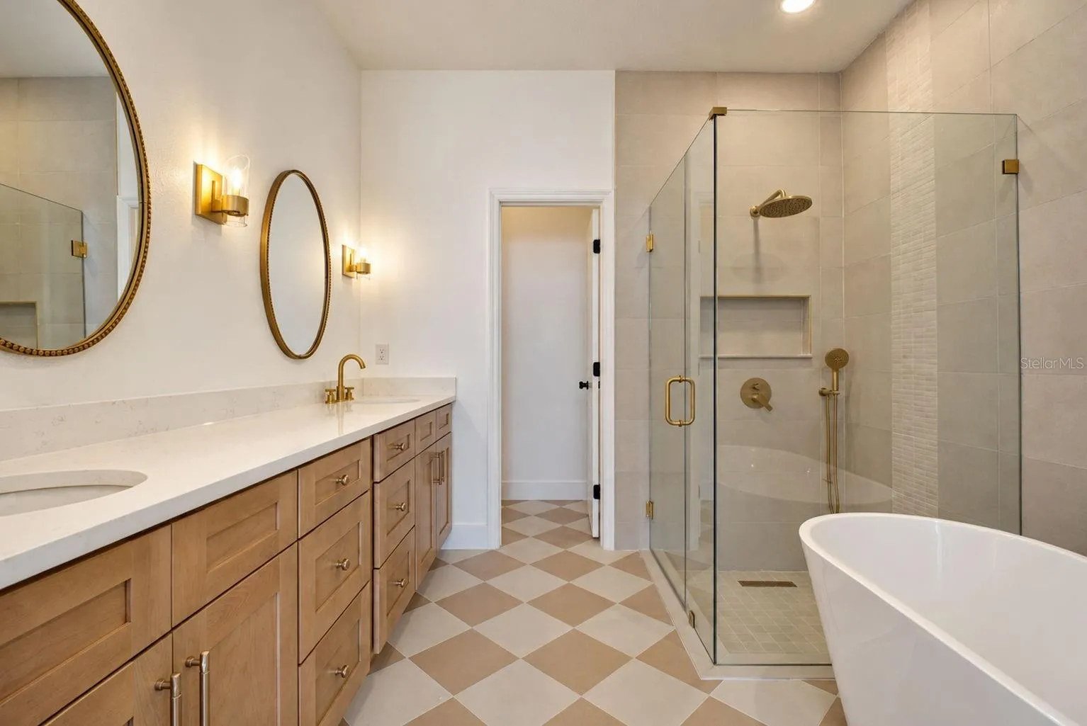 Main Bathroom