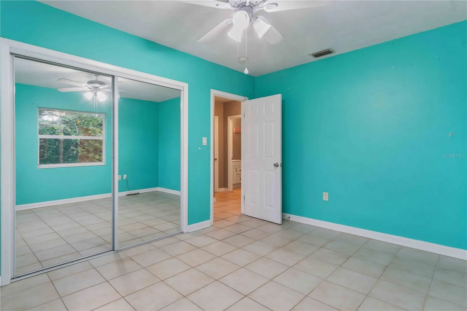 Bedroom #1