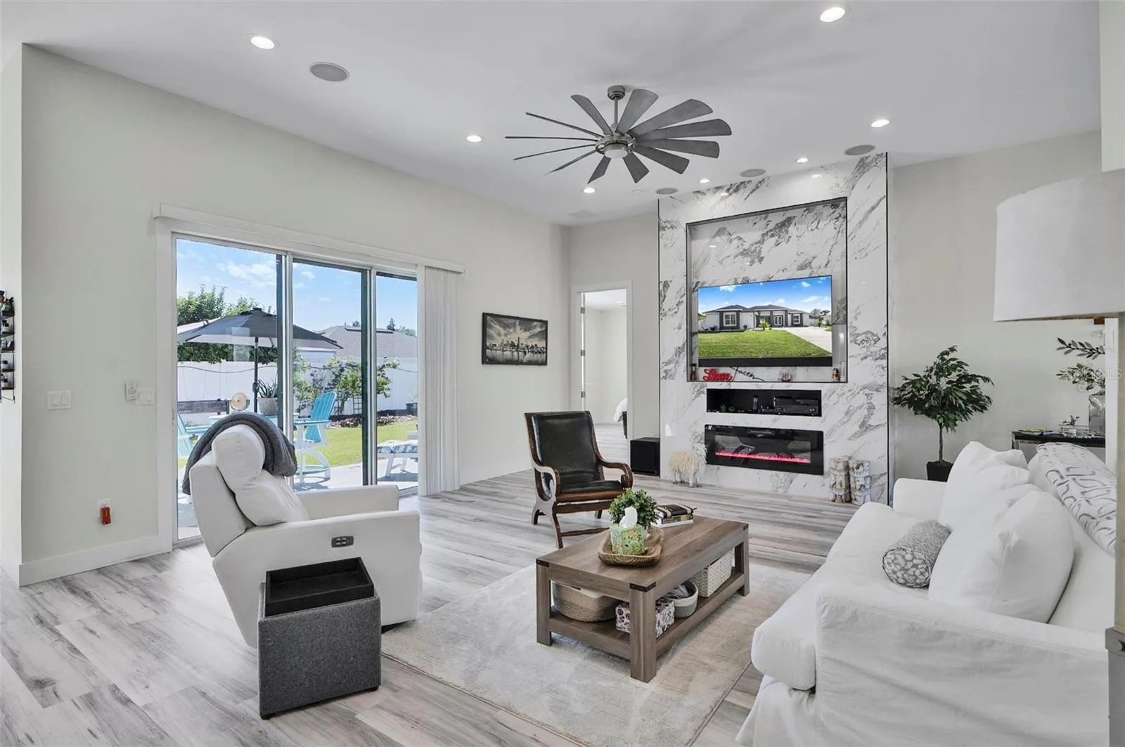 OPEN CONCEPT