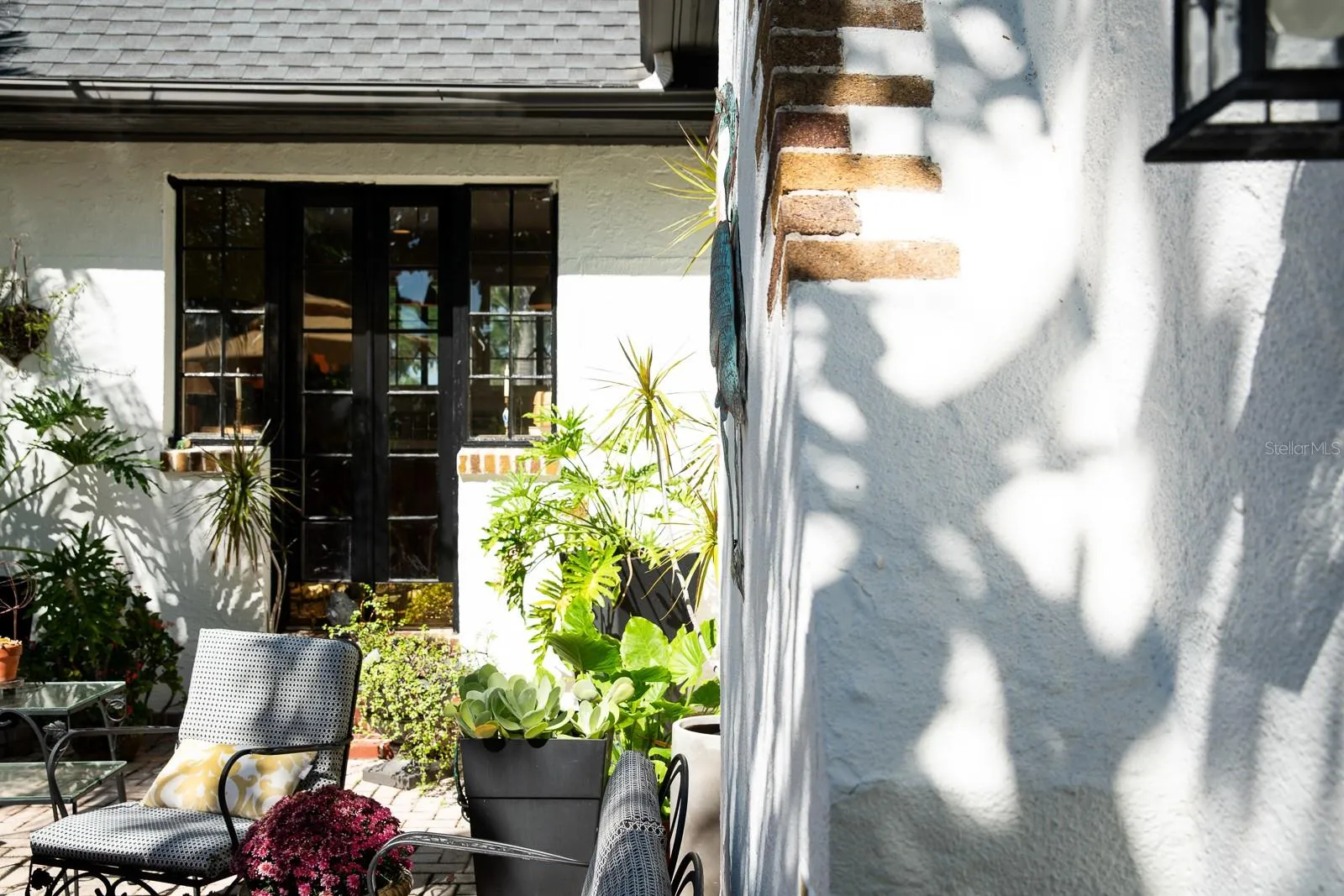 Entrance to kitchen from courtyard.
