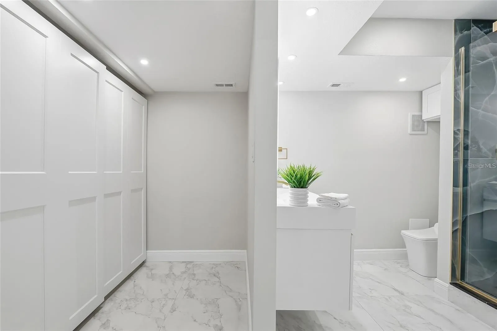 Primary Closest & Bath