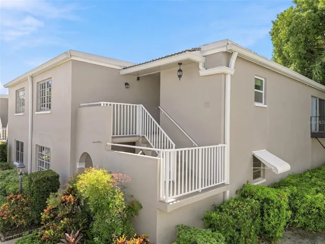 Private Staircase