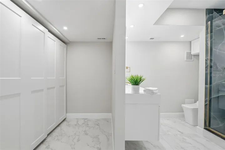 Primary Closest & Bath