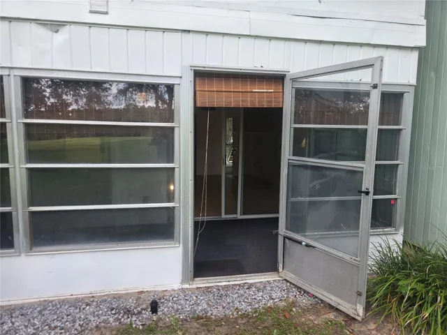 Back door of Lanai