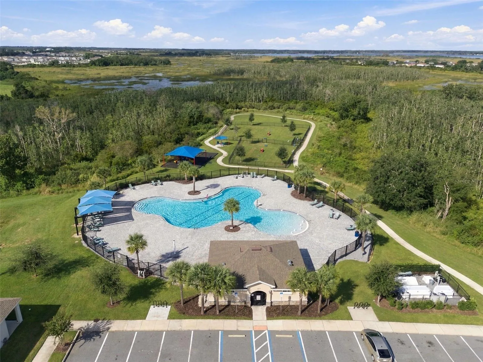 Resort Style community Pool