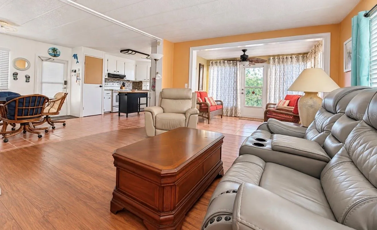 Living room To Florida room
