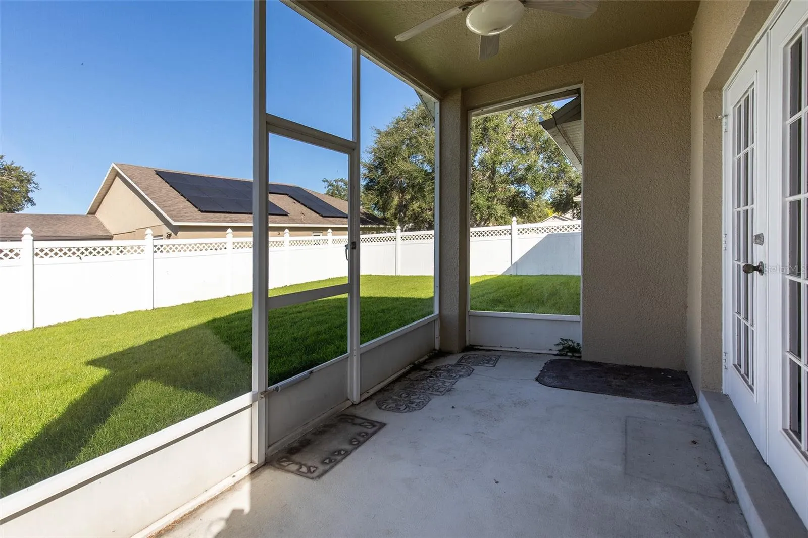 Screened Rear Porch
