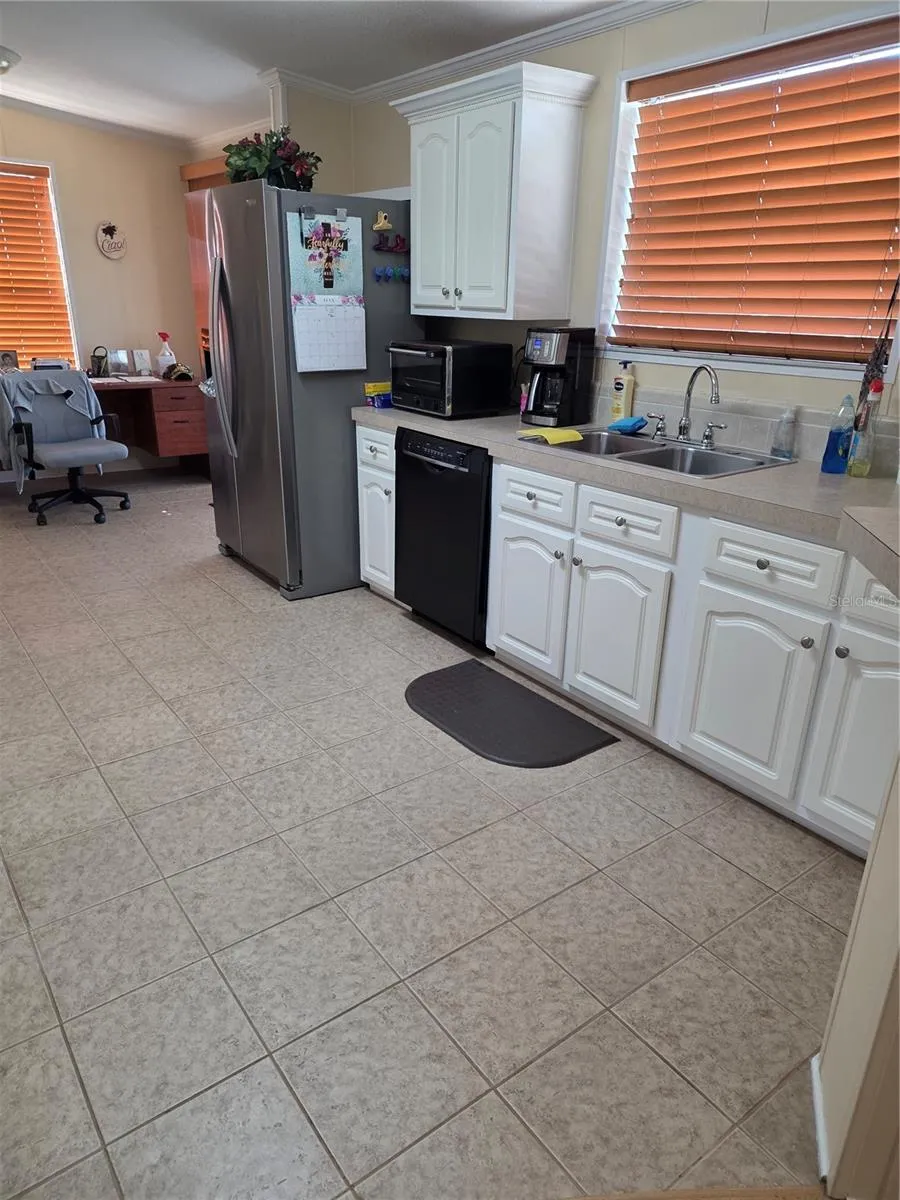Tons of Counter & Cabinet Space
