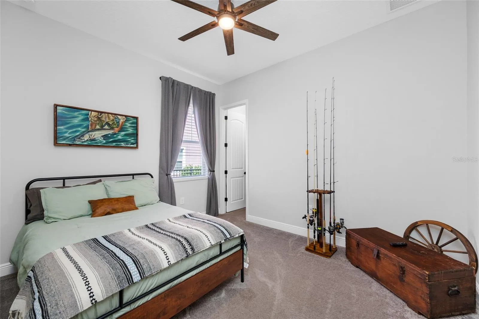 5 bedrooms + office + bonus room
