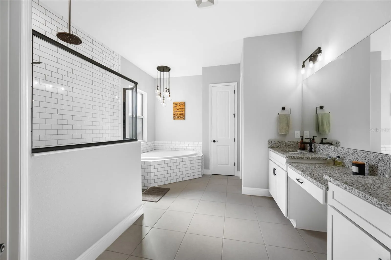 Primary Ensuite bath