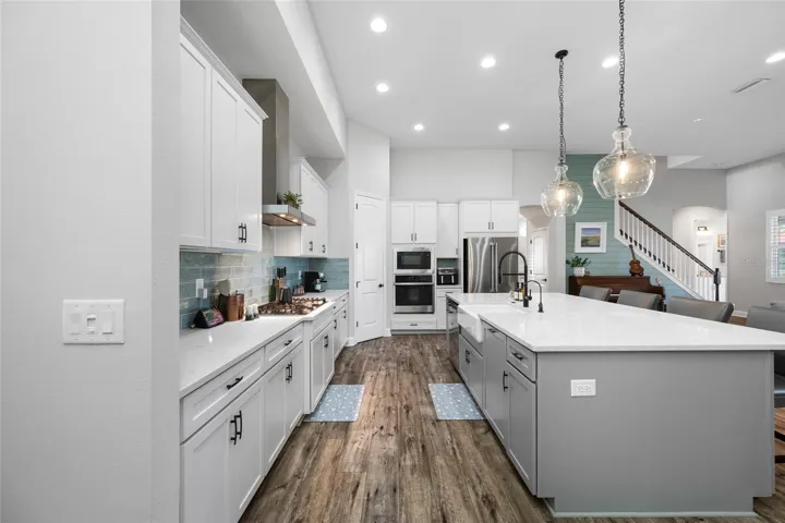 12 Foot Ceilings and a 9 foot Island creates a truly Grand Kitchen
