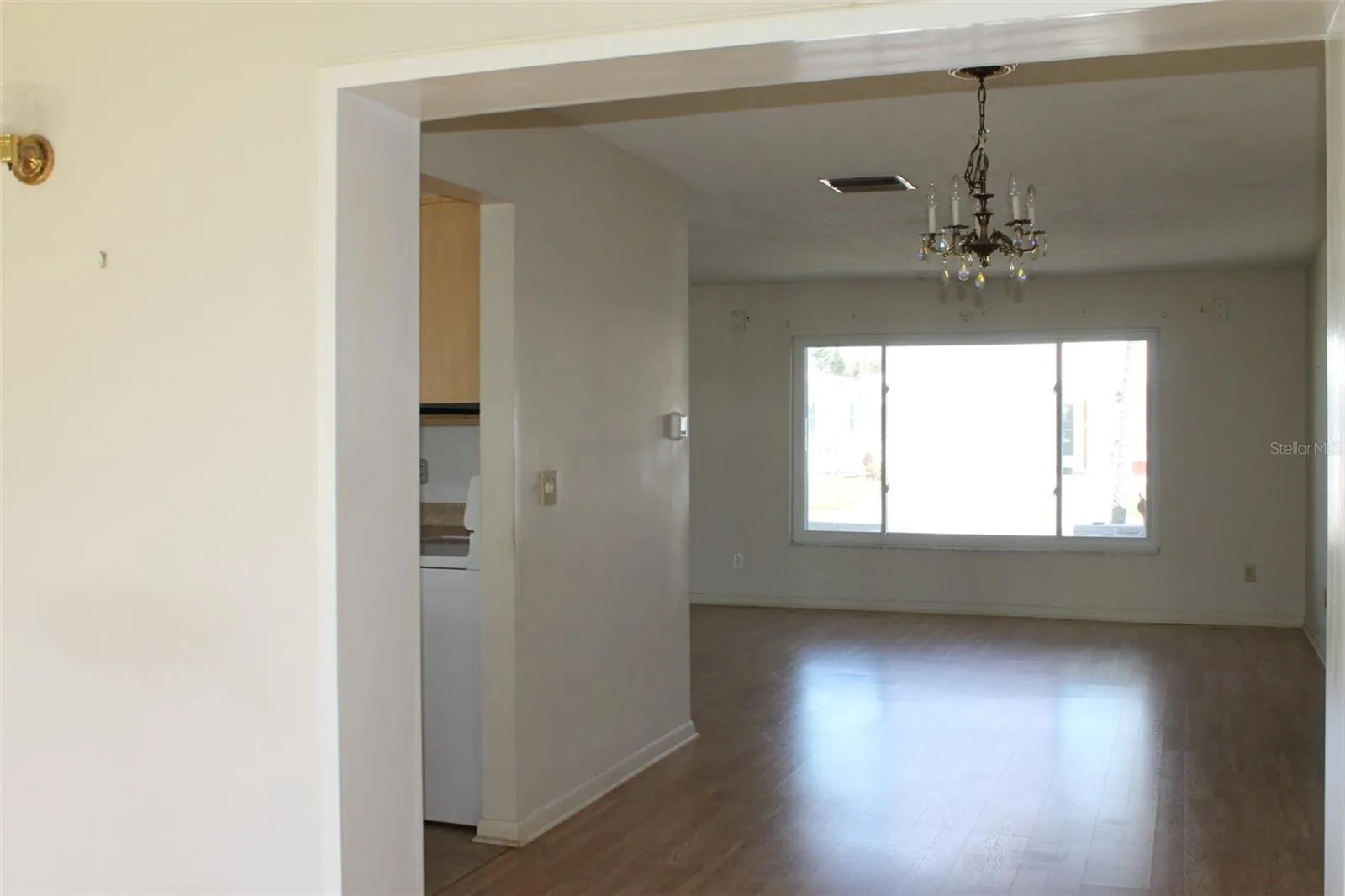 Dining Area Viewed from Florida Rm