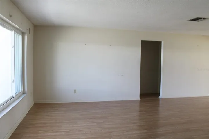 Living Rm