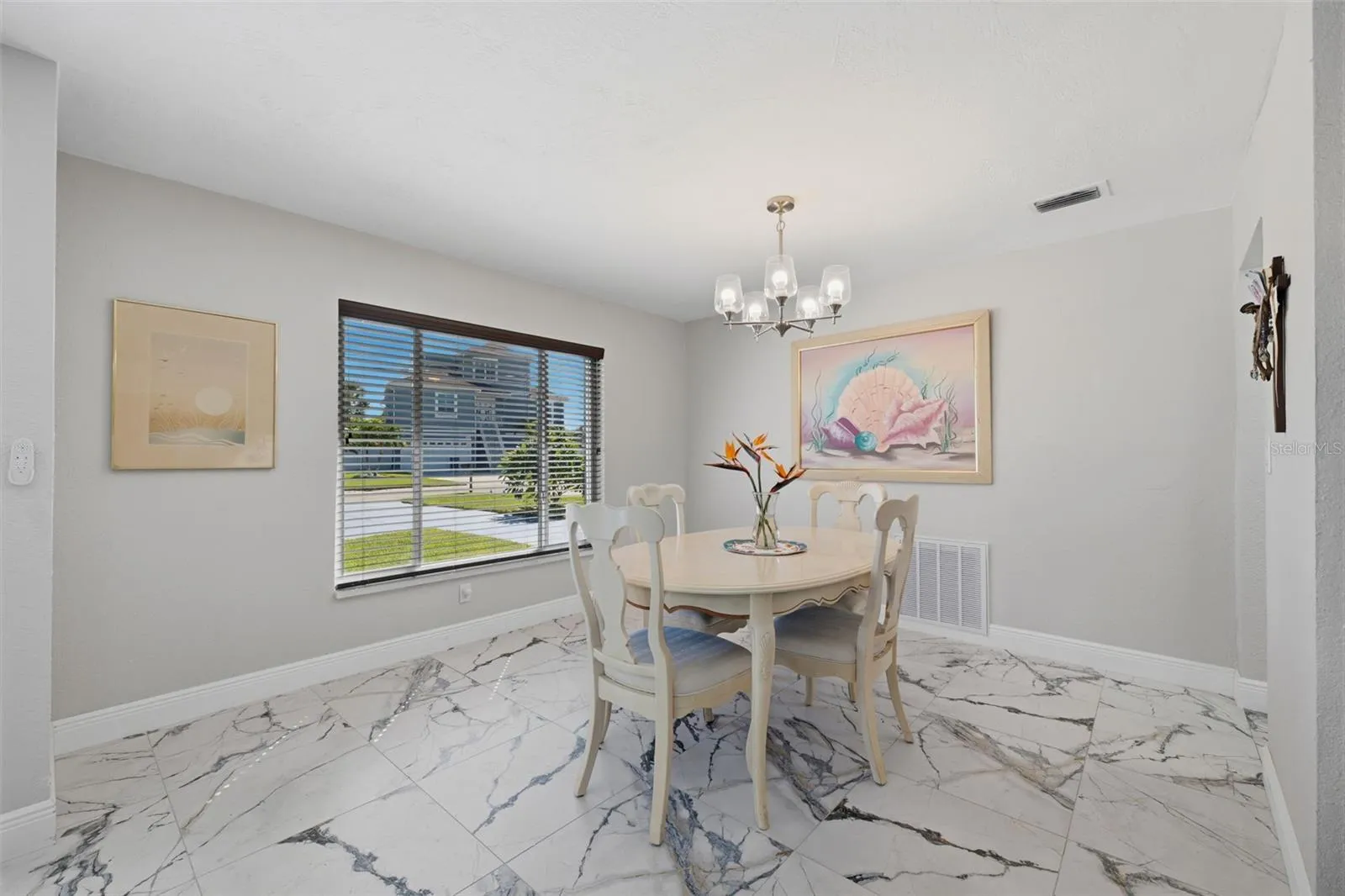 Formal Dining area - Sunrise view.