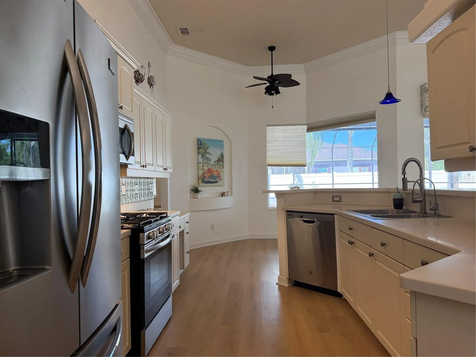 Kitchen has recessed lighting