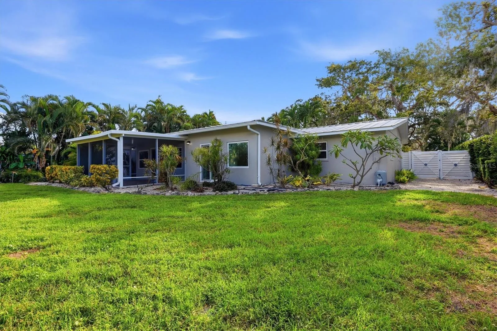 Large 1/3 acre lot