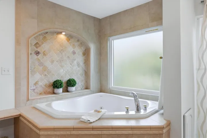 Garden Tub