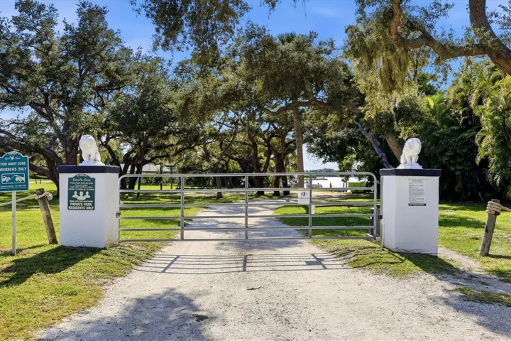 Coral Cove Park
