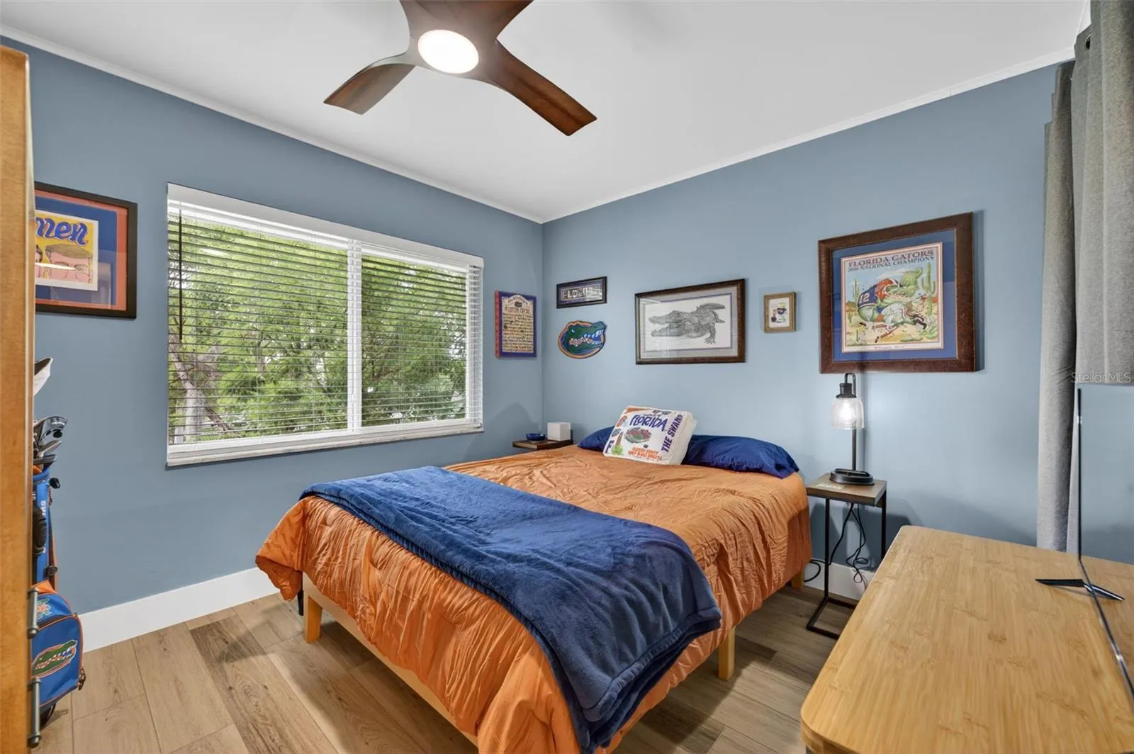 2nd bedroom with lake views