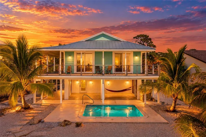 view of the back of the home