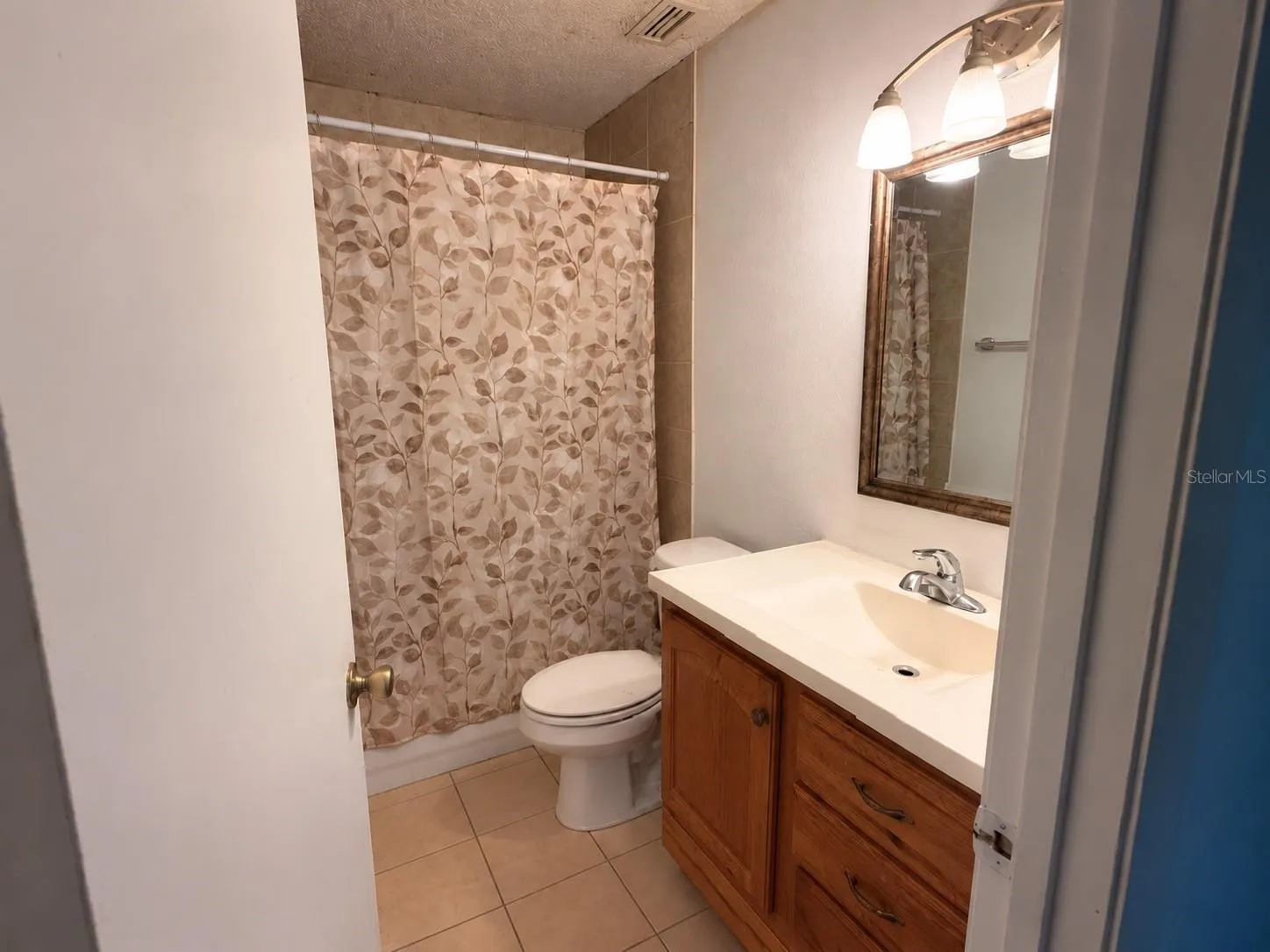 940 Bathroom