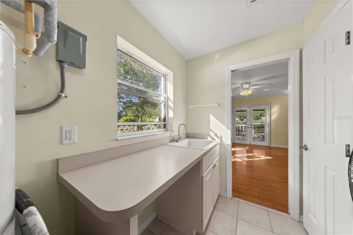 Laundry room with sink
