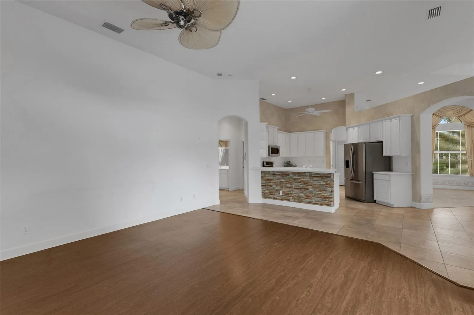 family room/kitchen