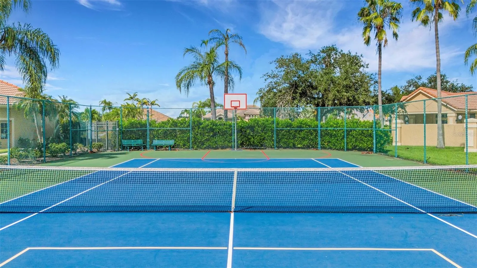 tennis court/basketball court