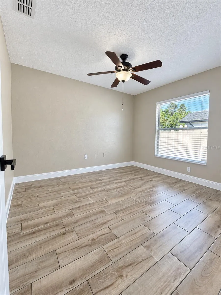 Second bedroom