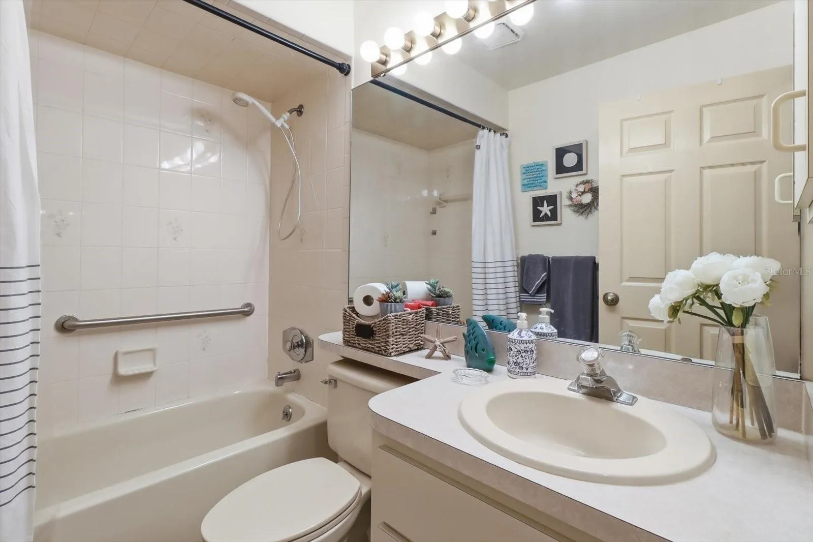 Hall Bath