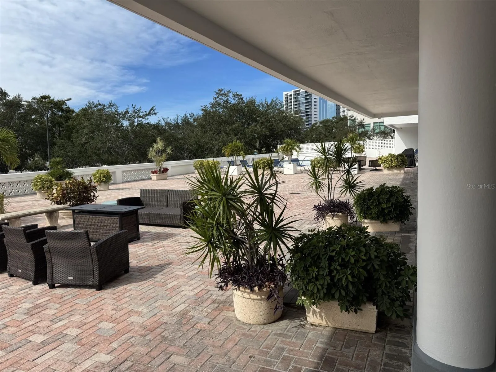 Deck seating