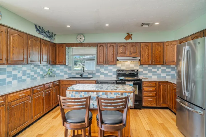 Large kitchen