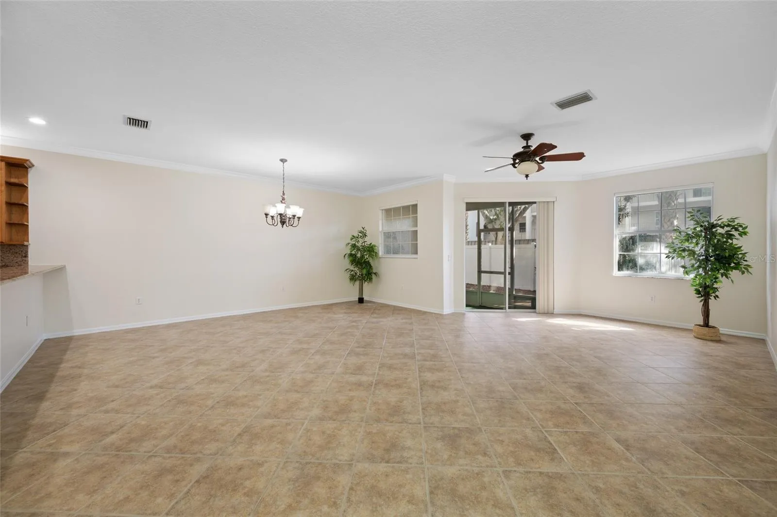 View From Great Rm to Dining Rm &  Lanai!