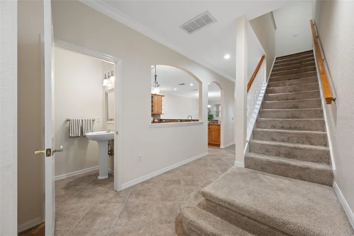 Powder Rm (1/2 bath) for Guests!