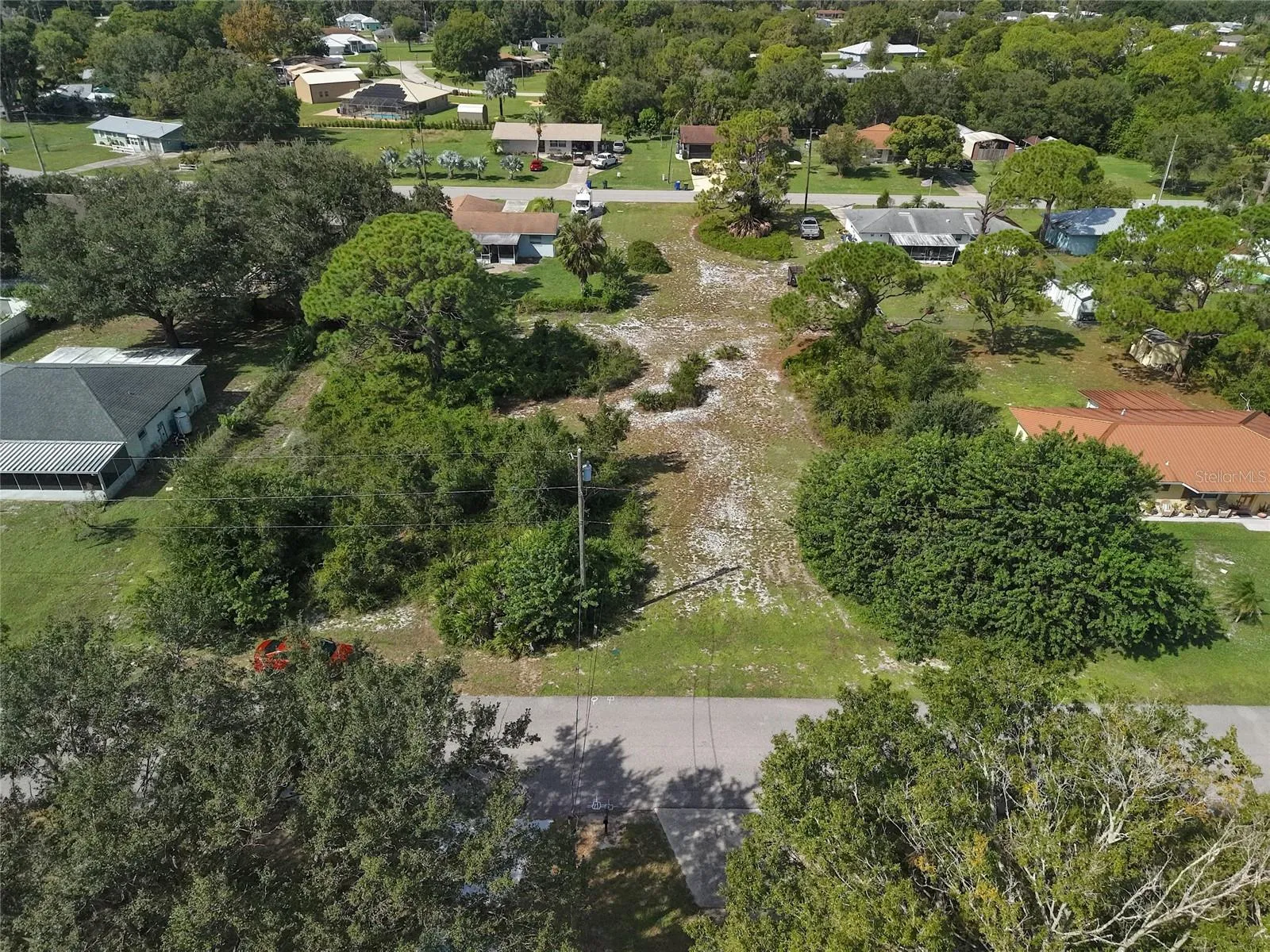 Partially cleared land, ready to make your dreams come true! View from Chatsworth!