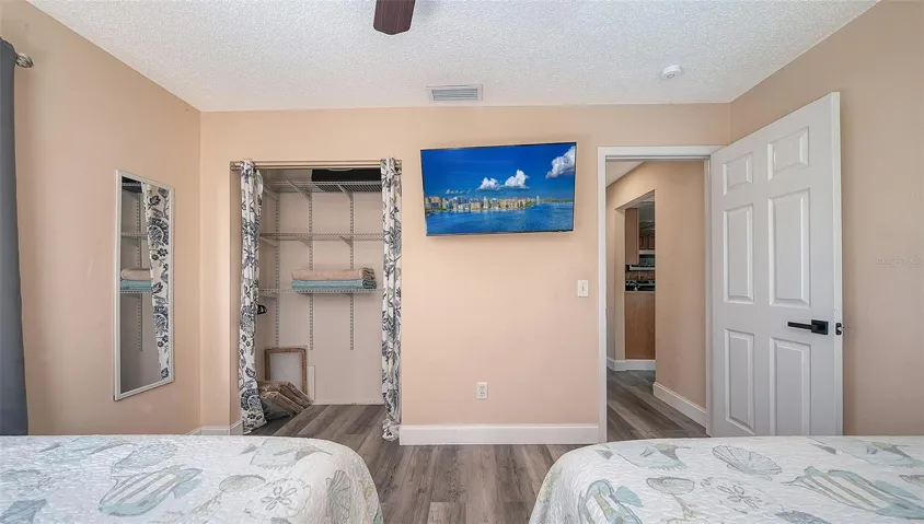 Unit B, Guest Bedroom.