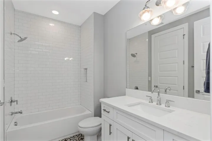2nd Bathroom