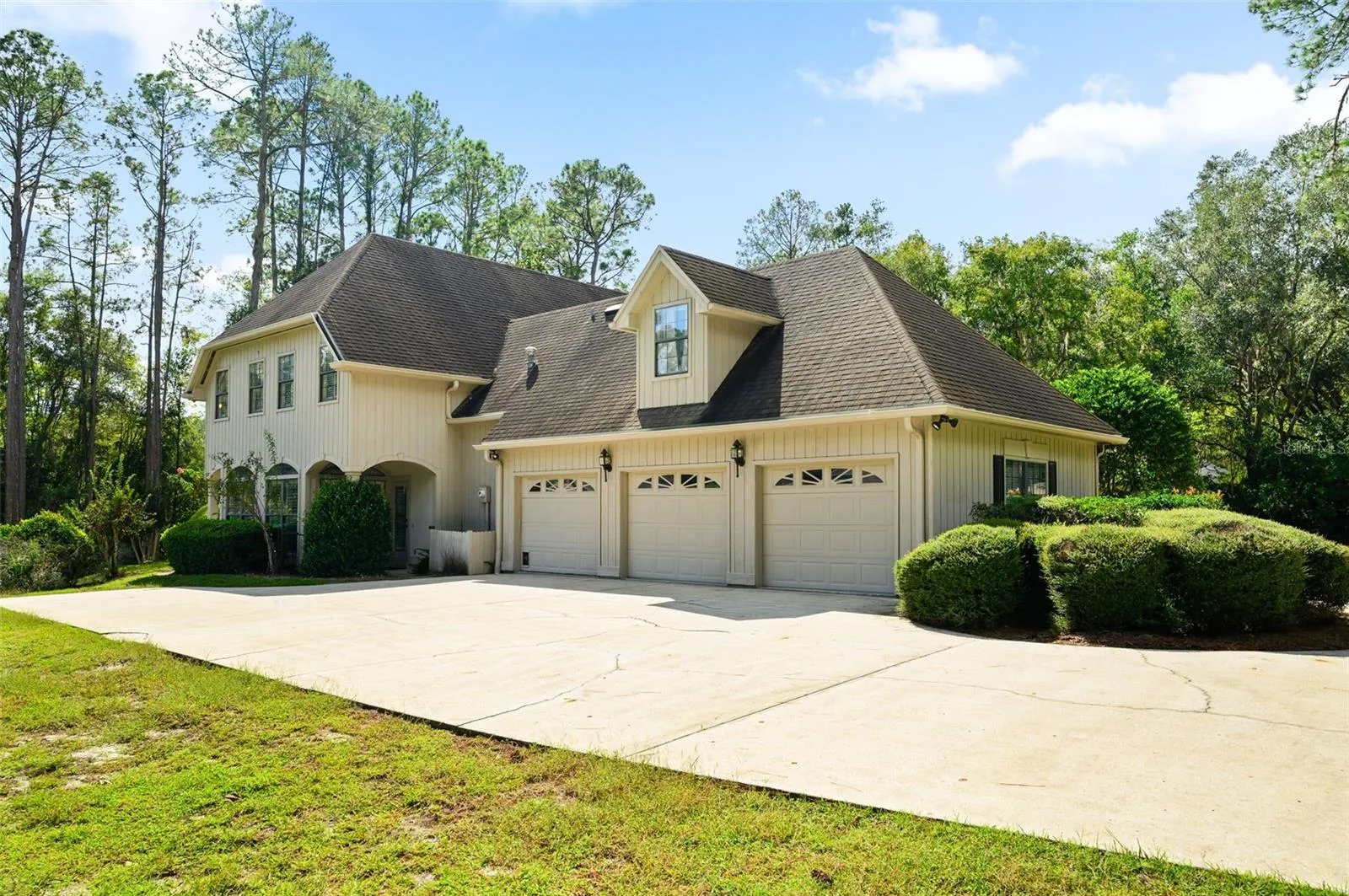 3-car garage