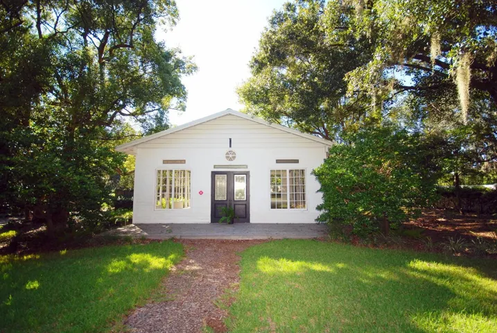 CHAPEL (RV PORT)