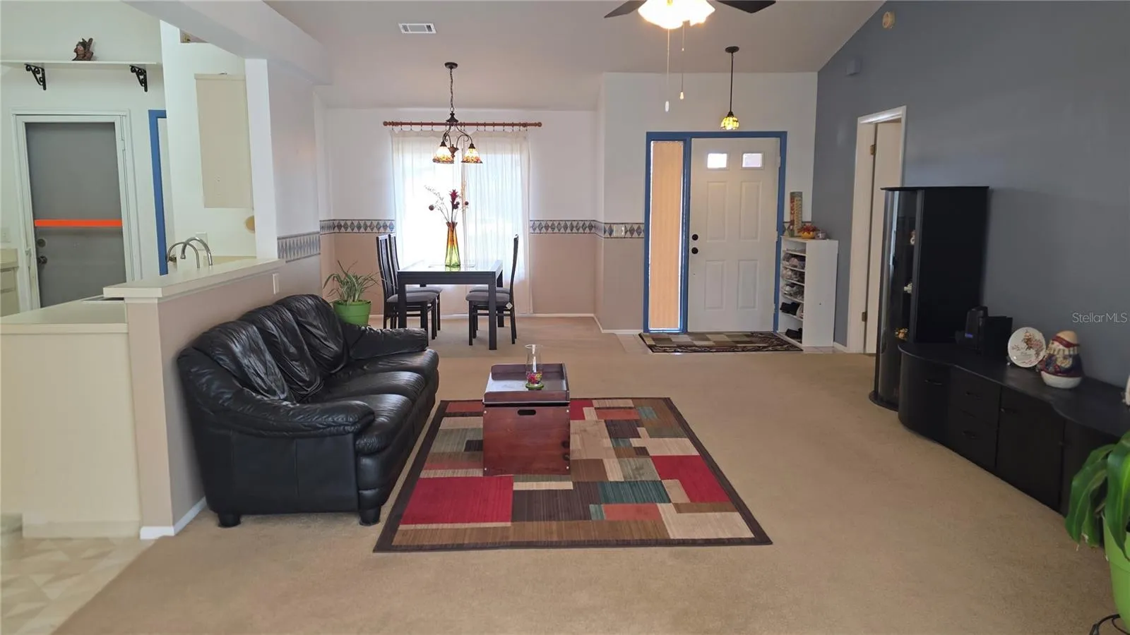 Family and Dining Rooms