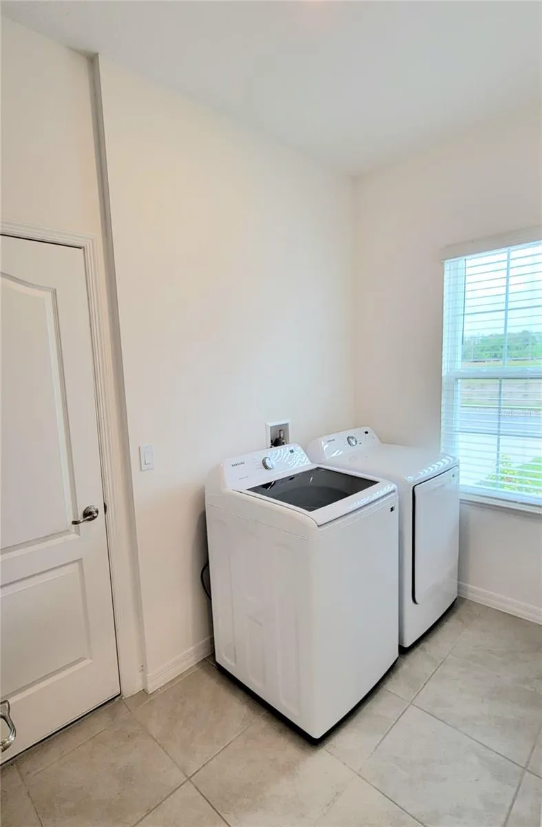 Entryway To Laundry Room