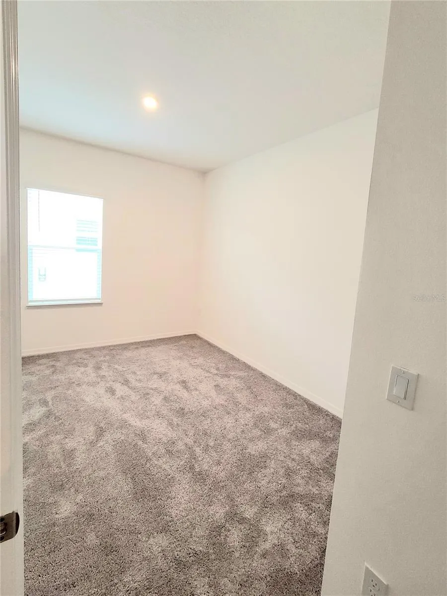 Third Bedroom Entryway Pic 1