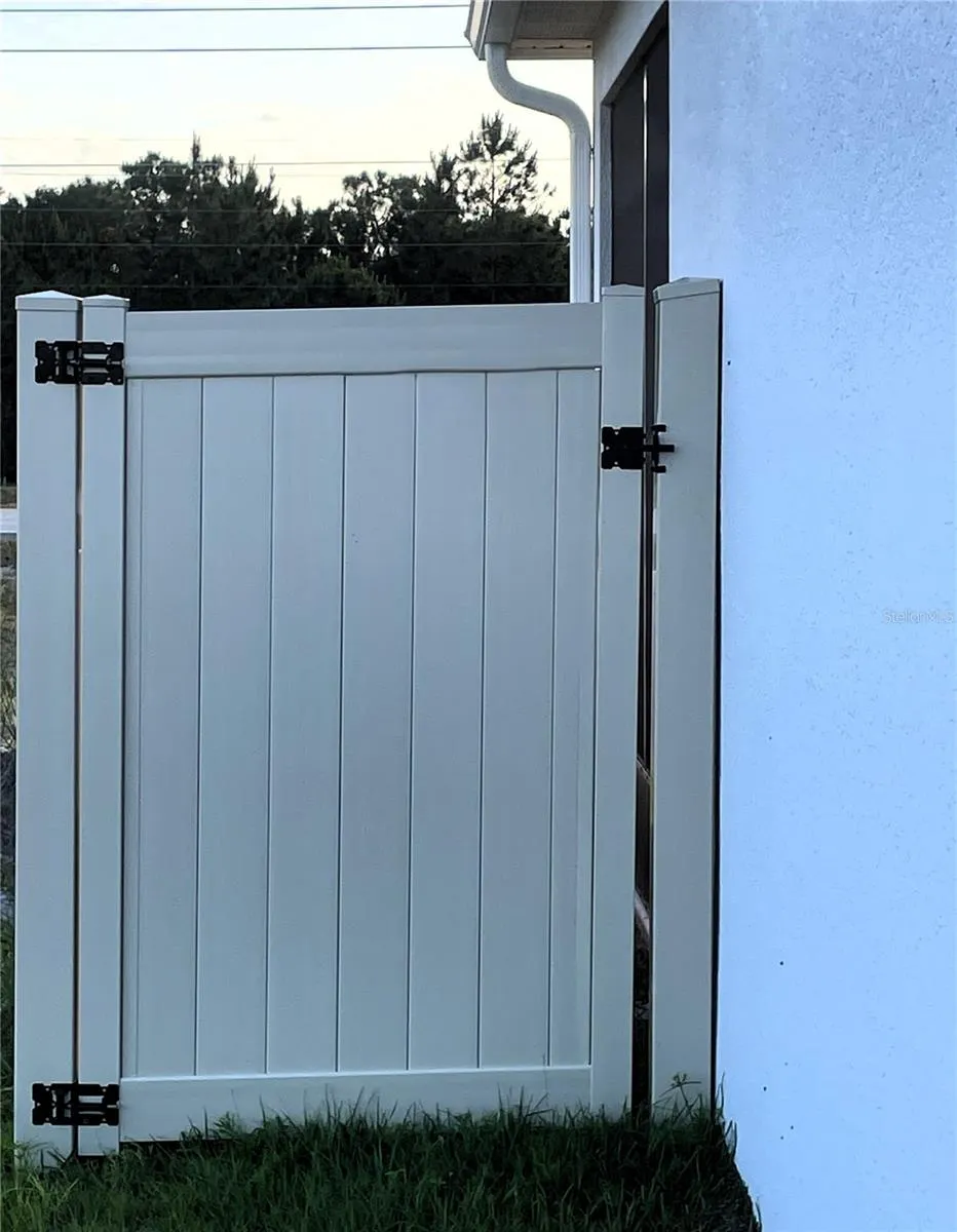 Fence Gate Pic 1