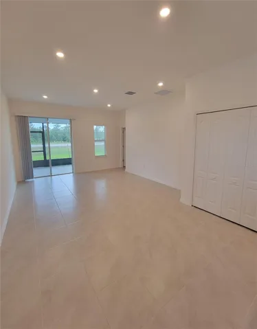 Dining &amp; Living Room Area