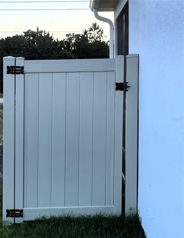 Fence Gate Pic 1